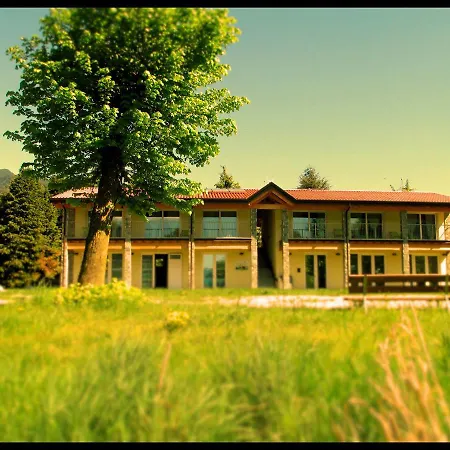 Active By Campside Srl Albergue *